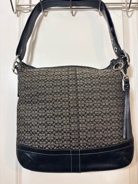 Coach Signature Gallery Convertible Hobo Crossbody F10416